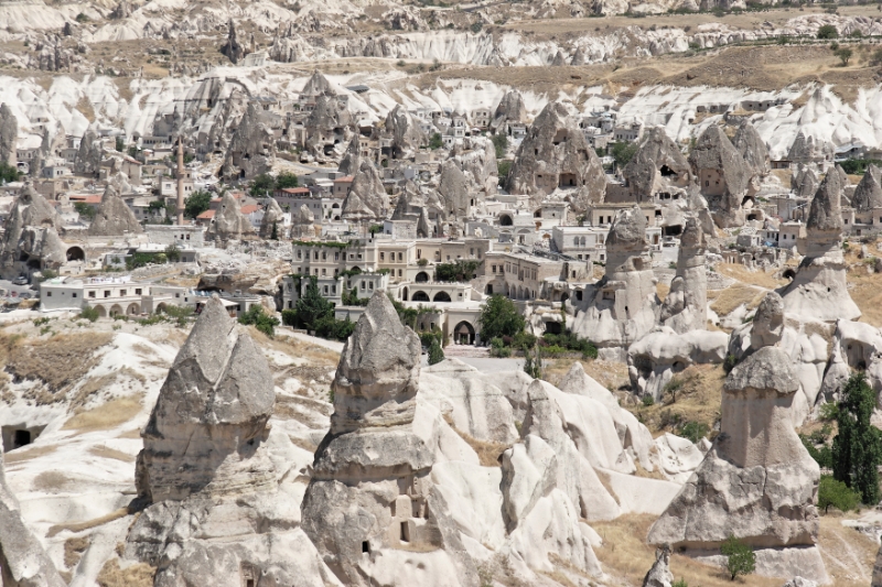 Fairy chimney rock formations, Goreme, Cappadocia Turkey 30.jpg - Goreme, Cappadocia, Turkey